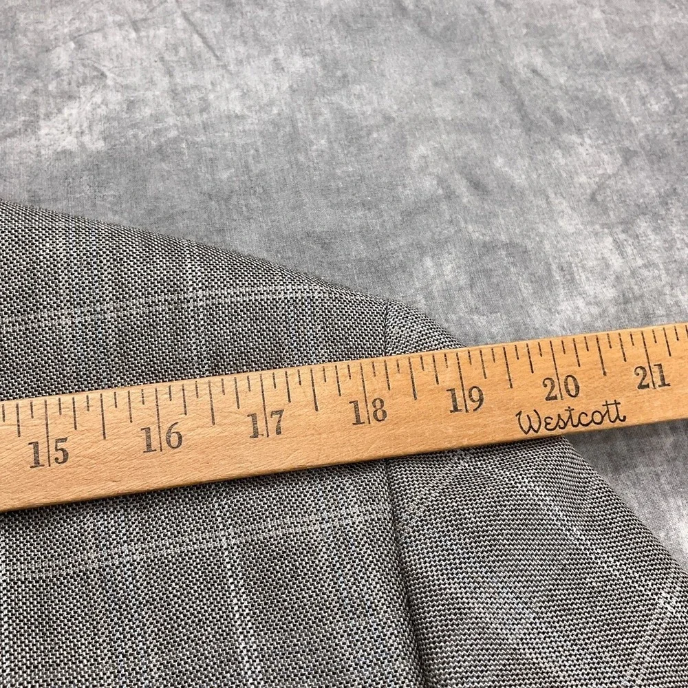 Calvin Klein Blazer Men 42R Brown Blue Plaid Quiet Luxury Classic Career Jacket